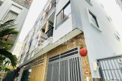 Chủ giảm sâu nhà phú nhuận mới cứng 4 tầng ngay trung tâm hơn 7 tỷ thương lượng