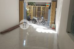 Nhà đường ô tô ngô gia tự, lô góc,dt 45m2 giá 2.45 tỷ.