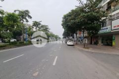 Cần bán nhà mặt phố cổ linh, thạch bàn, dt 100m2, mt 7m, đường 42m, tiện kd, buôn bán.