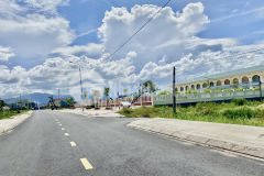 Bán gấp 210m2 đất ở đô thị gần ngay chợ khu dân cư đông đúc