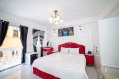 Bán khách sạn mặt tiền đường phan văn trị cách biển 50m