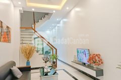 Ngõ ba gác, thông, cách phố 25m, đẹp ở ngay bán nhà hào nam