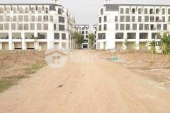 Bán đất dịch vụ yên vĩnh phân lô oto tránh vỉa hè sát kđt hindo royal park 57m đất, chỉ 4.15 tỷ