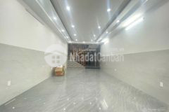 Cho thuê nhà 3 tầng mặt tiền lê duẩn bên hong kiệt rộng, ngang trên 5m,, 54trth