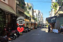 Cmt8, p13, quận 10, 5 tầng, 50m2, chỉ 6.x tỷ