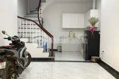 Nhà ngô thì nhậm, ngõ nông, 30m oto đỗ, 38m2, giá 3.8 tỷ