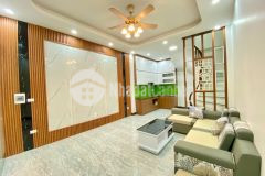 Bán nhà hoàng mai, vĩnh hưng 32m2 x 5t, căn góc gần phố