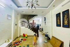 Bán nhà vũ ngọc phan 46m2, mặt tiền 4m. oto vào, kinh doanh 7,8 tỷ