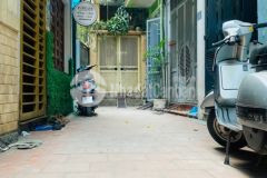 Ban nha hoang mai 35m2 x 5t, cưc gân ô tô