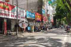 Bán mặt phố đốc ngữ ba đình, mặt tiền 9m, vỉa hè rộng, dt 202m, giá 36 tỷ