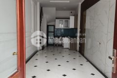 Nhà 35m2 x 5 tầng thạch bàn cổ linh, ô tô morning đỗ cửa giá 3 tỷ có bớt