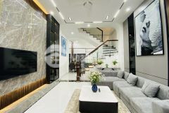 Nhà đẹp hoàng mai, ngõ thông, tặng nội thất, 5 tầng ở ngay, hơn 3 tỷ có thương lượng.