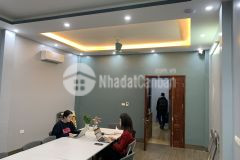 Cho thuê nhà khu phân lô phố vọng, có thang máy, ô tô đỗ cửa, 70m x 6 tầng, mt 6m thông sàn, 36 tr