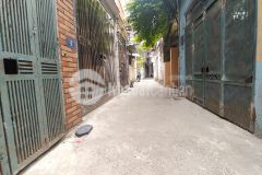 Bán nhà hoàng mai, lĩnh nam, 30m2 x 5 tầng, hơn 2 tỷ sổ đỏ riêng