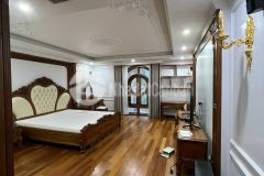 Bán nhà phân lô, vị trí đắc địa, mt đẹp, vỉa hè, ô tô tránh, kinh doanh đỉnh quận cầu giấy