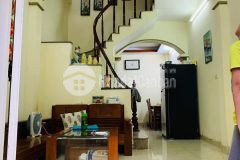 Bán nhà 5 tầng 41m2 phố hoàng mai, cực gần mặt phố, ô tô đỗ gần, dân xây, chỉ hơn 3 tỷ.