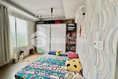 5 tầng, 42m2, hẻm 4m, giá 5.x tỷ, gần lũy bán bích