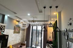 3 tầng, 42 m2, nội thất cao cấp, giá 5 tỷ, ngay góc hàn hải nguyên minh phụng