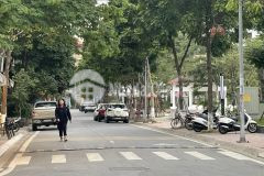 Mặt phố lâm hạ, view công viên, vi tri đăc đia vỉa hè thênh thang, vị trí trung tâm, kinh doan