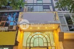 Thanh khoản nhà mặt phố, nghi tàm, bên hồ tây, vị trí đắc địa, 45m2 x 5 tầng, tầng hầm, vỉa hè