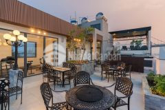 Cho thuê nhà 2 tầng sân vườn, hai mặt tiền lê lợi