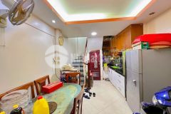 Bán nhà đường láng 23m, đống đa, gần phố, dân xây, tiện ích. giá 2,9 tỷ