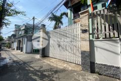 Bán nhà 90m2 hai tầng đường quang trung hiệp phú q9