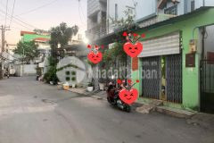 Bán gấp nhà mặt tiền hẻm xe tải quang trung gò vấp dt 4x22m giá 6.8 tỷ.