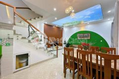 Bán nhà 3 tầng, vòng xoay nguyễn hữu thọ, hải châu nhỉnh 3 tỷ ô tô đậu.