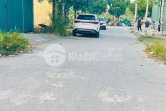 90m khu dân cư hành lạc, đối diện trường mầm non công vien. 0828218468