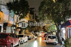 Bán nhà góc 2 mặt tiền 4 tầng sát ngay chung cư trung tâm kinh doanh trần phú, mỗ lao 8,5 tỷ