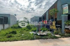 Cần tiền bán lô đất 730 m2 có 100 mét thổ cư tôi bán 350 triệu