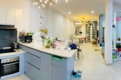 Bán gấp nhà đẹp, hiếm 5.2x13 68m2, 3tầng huỳnh văn bánh nhích 7tỷ