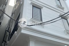 Nhỉnh 2 tỷ sẵn nhà xây mới gần trạm trôi 4pn, thoáng 2 mặt trước sau