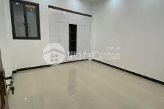 Bán gấp nhà mặt phố đường láng giá 15 tỷ, 60mx4 tầng, hè rộng 4m