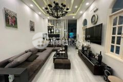 Vào ở ngay bán nhà 4 tầng cực đẹp đường 32, 48m2, ngang 4m, chỉ 7.8 tỷ tl