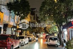 Mộ lao hà đông 30m mt4.6m lô góc kinh doanh sầm uất ô tô tránh.