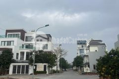 Bán 2 lô đất vịt cỏ hồ sen, trường chinh, ph tân bình, tp hd, 153m2, mt 9,. đường 13m, vị trí trung