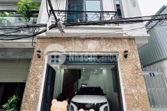 Bán nhà ngõ 61 phố trạm, cổ linh, 35m2, 5 tầng, lô góc, phân lô, gara ô tô, nhỉnh 5 tỷ