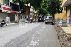 Bán gấp nhà mặt phố trần nhân tông giá 18 tỷ, 27m2, kinh doanh đắc địa