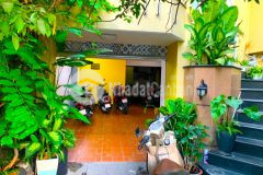 Mặt tiền kinh doanh sát quận 1 nhà đẹp 4tầng 5pn 100m2 nguyễn cửu vân bình thạnh giá chỉ 26,9 tỷ