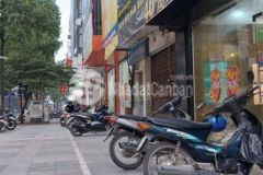 Cho thuê tòa nhà mặt phố quang trung 300m2x10t mặt tiền 15m pccc
