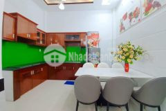 Cần bán nhà đẹp xô viết nghệ tĩnh, bình thạnh 3 tầng vào ở ngay chỉ 2,5 tỷ