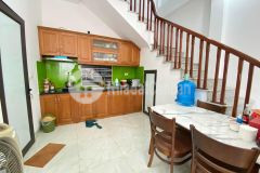 2.1 tỷ 40m 5 tầng tại đức thượng, hoài đức dân xây