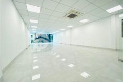 Chỉ 23 tỷ sở hữu nhà sát phố, thang máy, vỉa hè, ô tô tránh, kinh doanh quận cầu giấy.