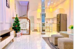 Bán nhà 5 tầng tại tam trinh hoàng mai, 37m mặt tiền 3.3m, giá 13.3 tỷ.