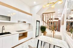 Bán gấp nhà mp trương định, hm giá 13.9 tỷ, 74m2x5t, kd tốt, có thang máy