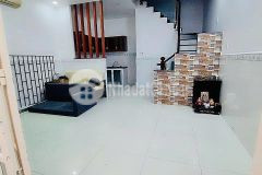 Nhà tt ngang 5m, ko lộ giới thành thái nhích 4tỷ tl