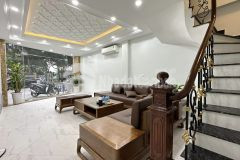 Có 102 bán nhà mới, mặt phố đền lừ, hoàng mai 3438t3 m2, 6 tầng, mặt tiền 4.6m, giá nhỉnh 15 tỷ