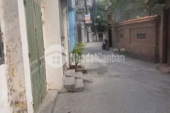 Bán nhà trương định, hoàng mai, ô tô đỗ cổng. 35m xây 4 tầng, mặt tiền 3.5m, giá 4.25 tỷ